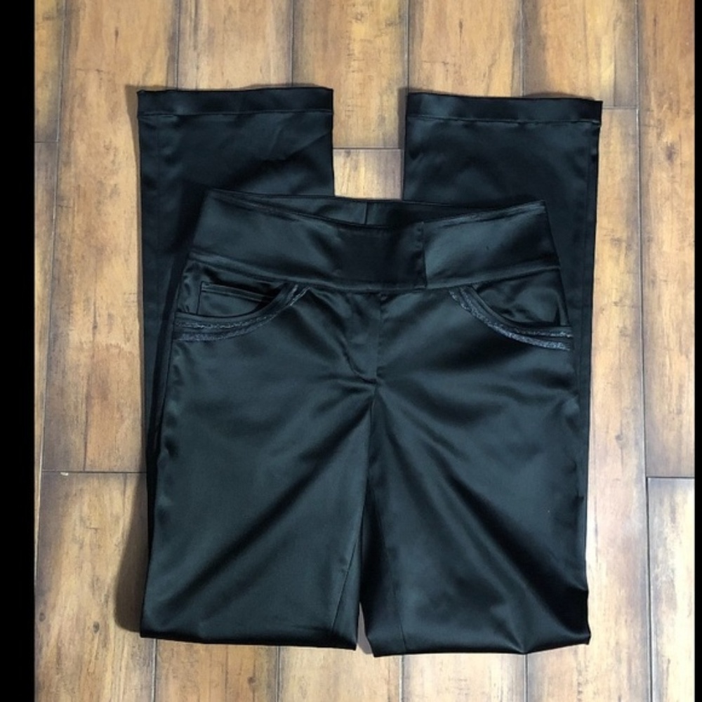 St. John Black Pants with Embellished Pockets!